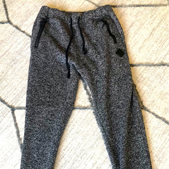 Black sweat pants - Picture 1 of 2